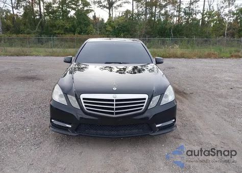 2013 Mercedes-Benz E 350 из США, поврежденный, VIN WDDHF5KBXDA718612